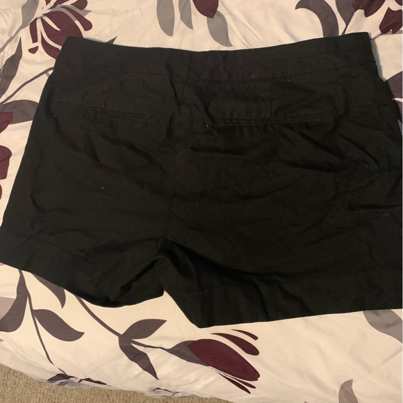 BANANA REPUBLIC black short size 10 - Picture 2 of 2